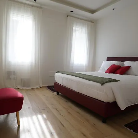 Diana's Luxury * Padua